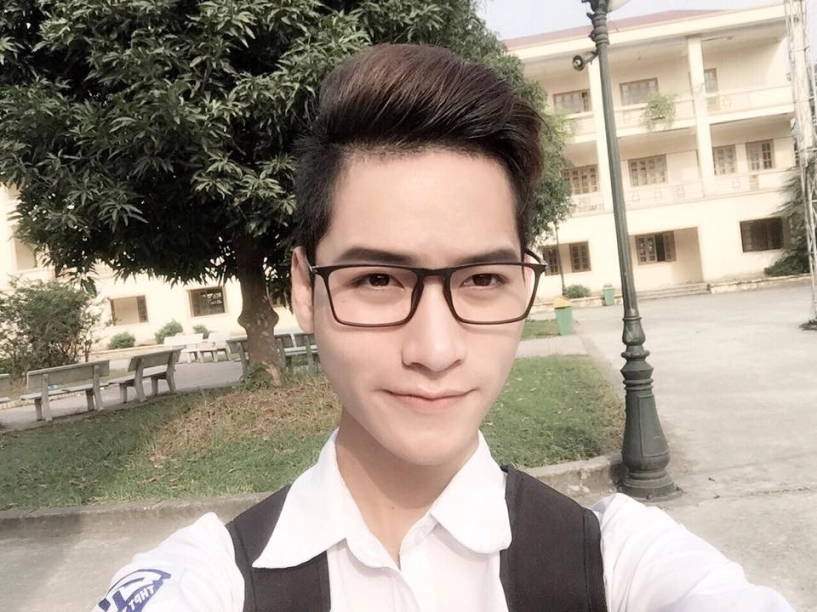 Chàng nam sinh 10x hà thành gây chú ý mxh