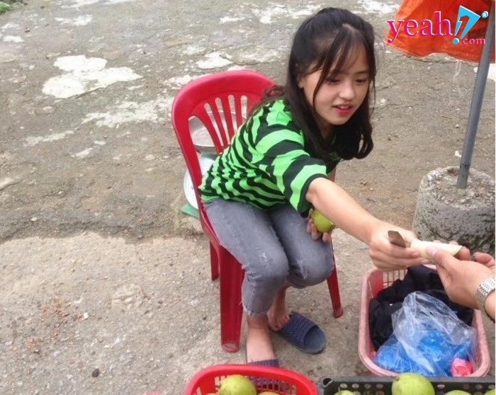 Cô bé hmông sở hữu vẻ đẹp thiên thần xôn xao mxh