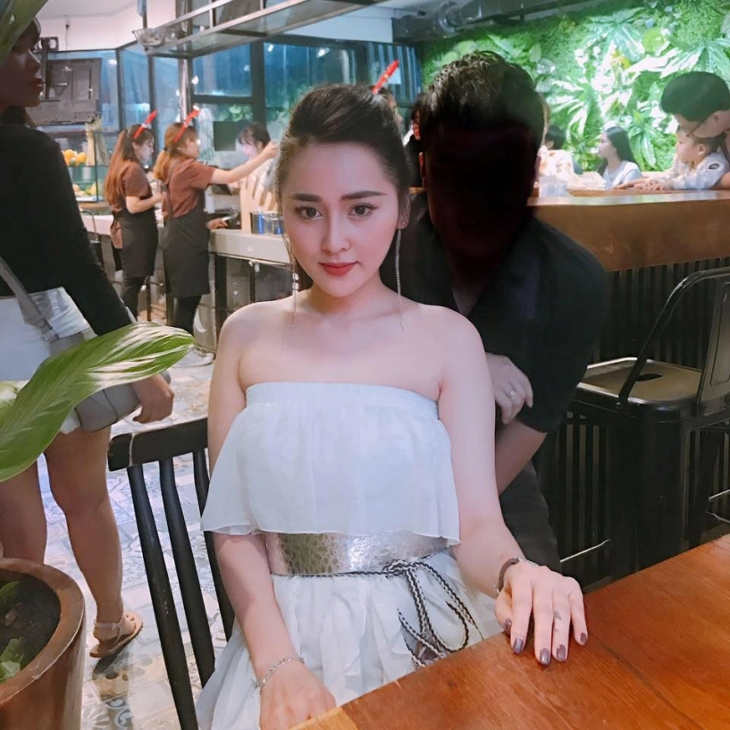 Cô nàng 9x cần thơ xinh đẹp hút hồn