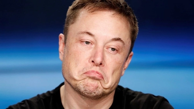 Công ty củaelon musk mất luôn 2 tỷ đô trong một ngày vì miệt thị thợ lặn anh