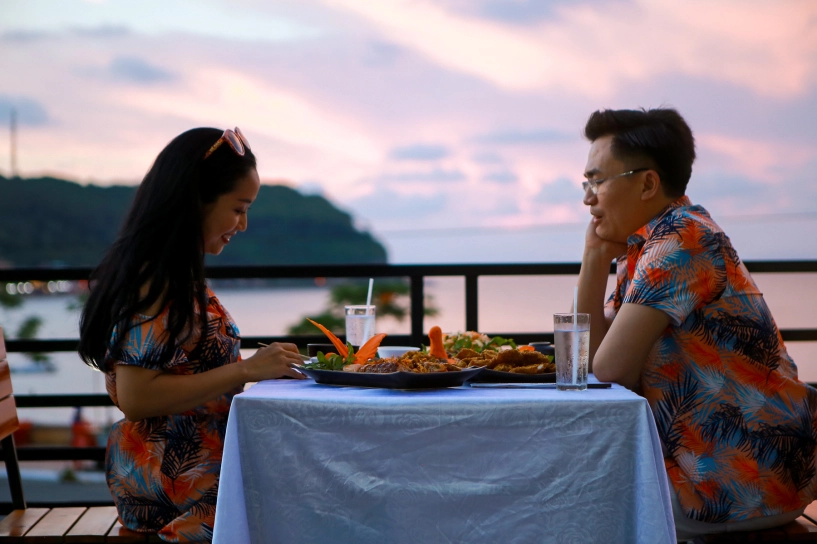 Đại nghĩa rủ rê ốc thanh vân trốn chồng cùng mình lãng mạn