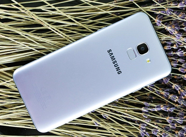 Điện thoại samsung galaxy j6 lavender có gì hấp dẫn