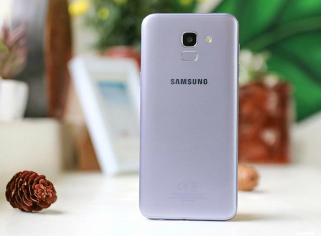 Điện thoại samsung galaxy j6 lavender có gì hấp dẫn