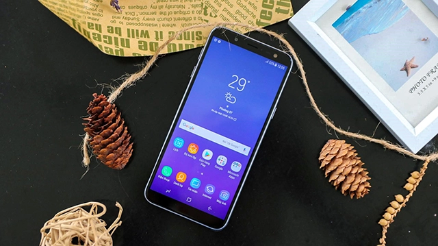 Điện thoại samsung galaxy j6 lavender có gì hấp dẫn