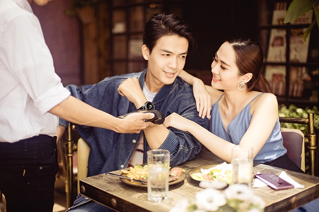 Hẹn hò ngày mưa bạn nên biết bí kíp này