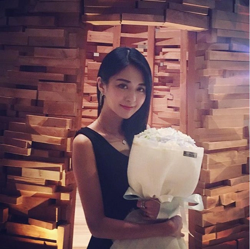 hot girl ngủ gật gây sốt mạng xã hội hiện nay