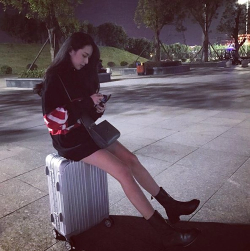 hot girl ngủ gật gây sốt mạng xã hội hiện nay