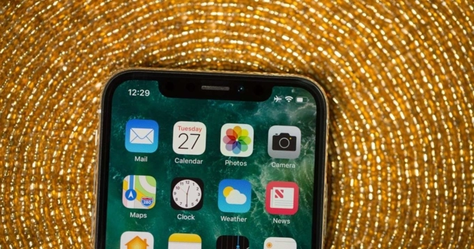 Muốn thể hiện sự giàu sang hãy mua iphone có đúng