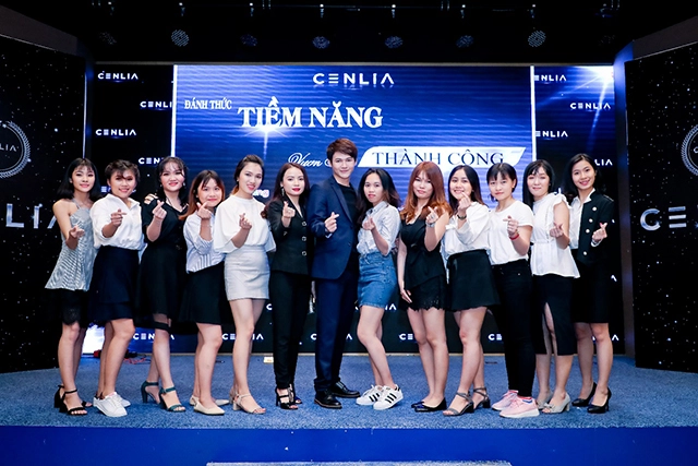 Mỹ phẩm cenlia thành công trong việc đào tạo chuyên nghiệp