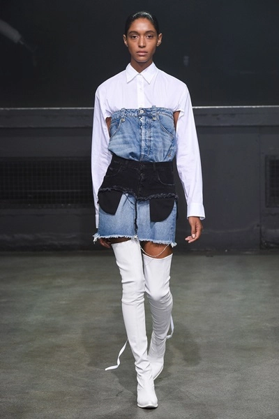 Phong cách váy jeans hai cạp của ben taverniti đắt giá