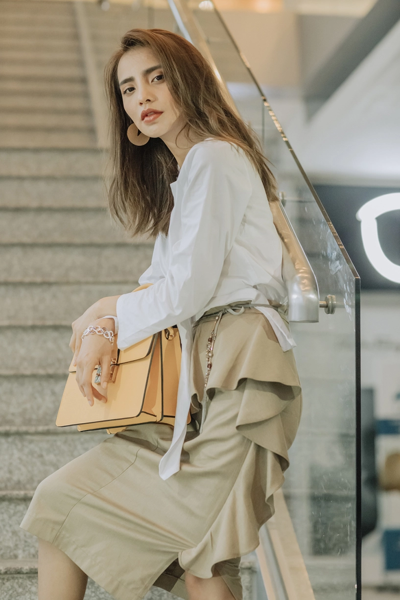 Thí sinh the face 2018 khoe loạt ảnh street style cực chất