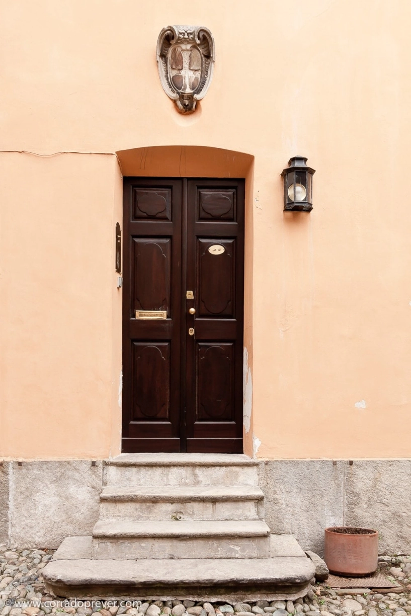 Thị trấn saluzzo nơi của những con đường lát sỏi