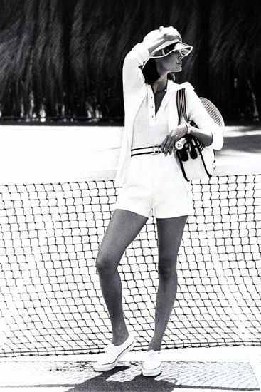  trang phục chơi tennis có biến đổi thế nào