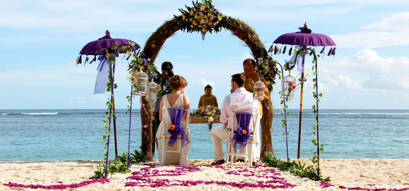 Vùng đất của những đám cưới cổ tích - bali