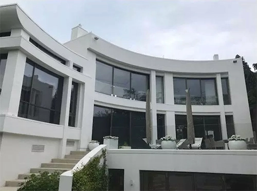 Xây nhà 8 năm mới xong nhà thầu bị kiện