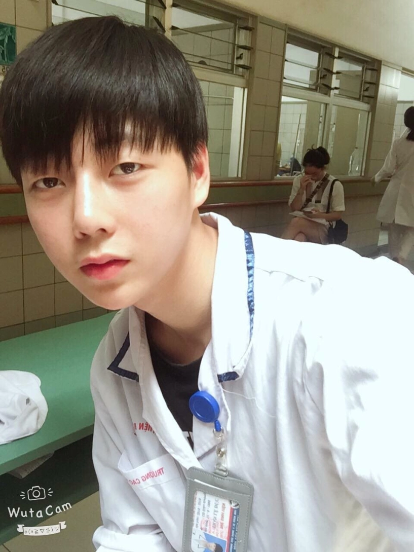 Chàng điều dưỡng đa tài dễ bị nhầm là oppa hàn