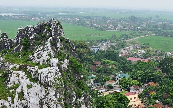 Chùa thầy là địa điểm dã ngoại tuyệt vời