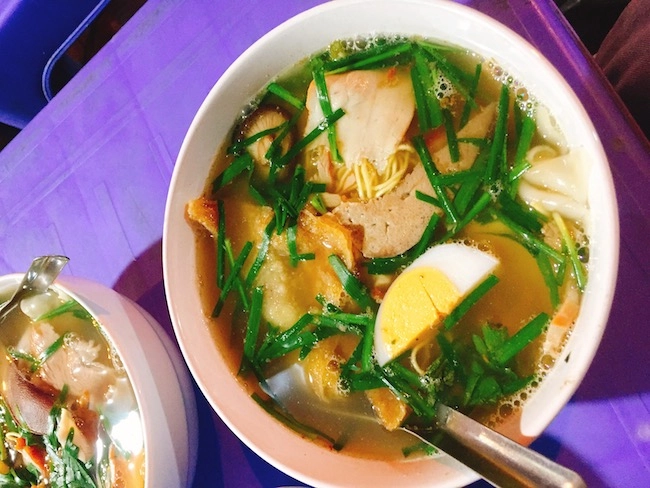Đây là 3 quán bún mỳ ăn là nghiện đường bạch mai