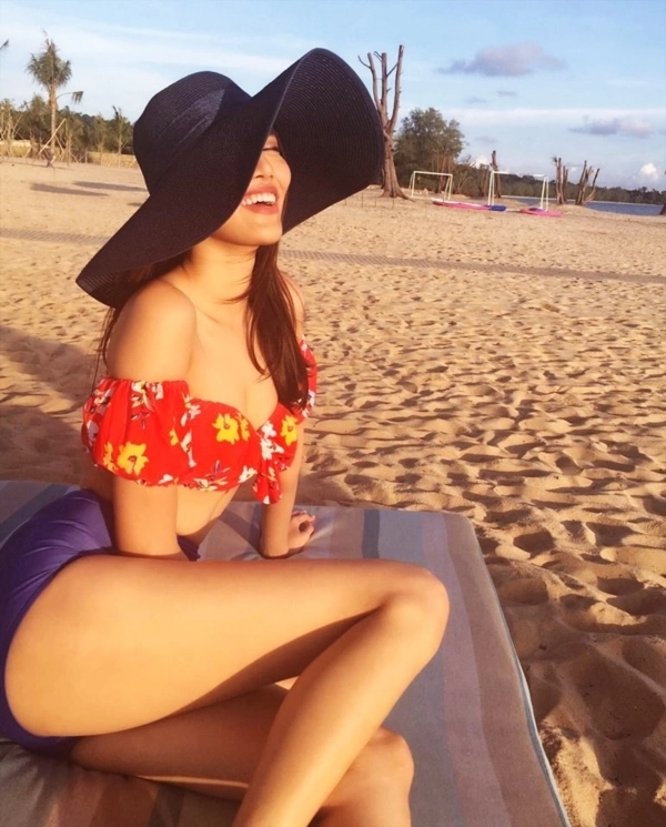 Lan khuê và phong cách thời trang cá tính