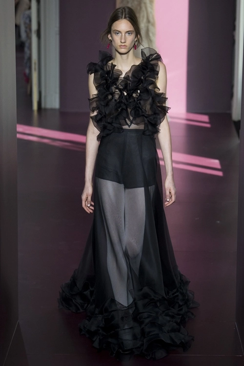 Đầm cao cấp đẹp mê hồn người của valentino