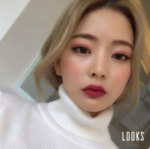 Lim bora - cô gái có gương mặt búp bê