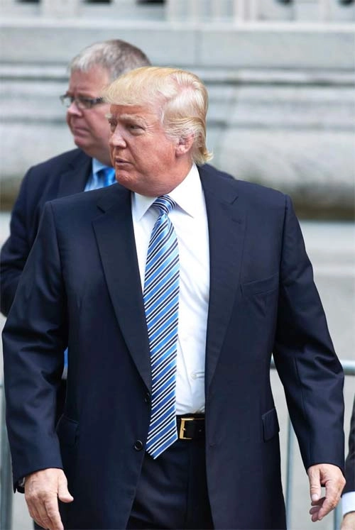 Vest trăm triệu của donald trump