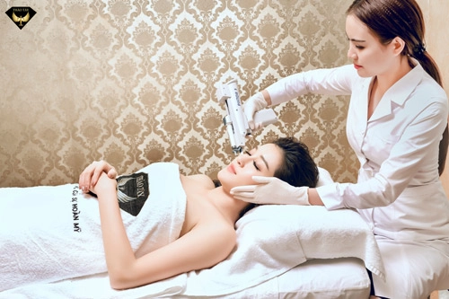 Bật mí vẻ đẹp sexy của huyền my và phương trinh