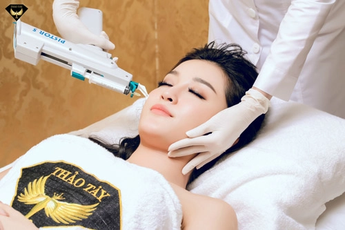Bật mí vẻ đẹp sexy của huyền my và phương trinh