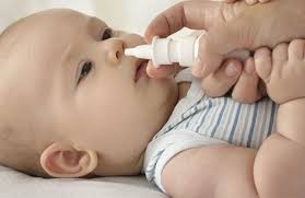 Các mẹ cần biết vệ sinh mũi cho bé thế nào là đúng cách