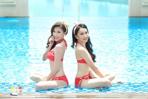 điệu với phụ kiện khi đi bơi cho chị em