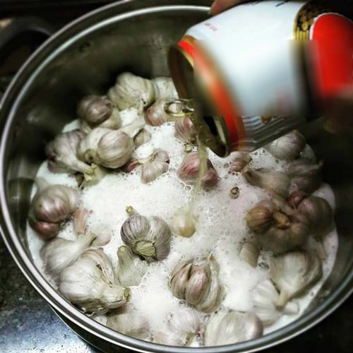 Giảm 5kgtuần dễ ợt với cách làm hỗn hợp bia tỏi