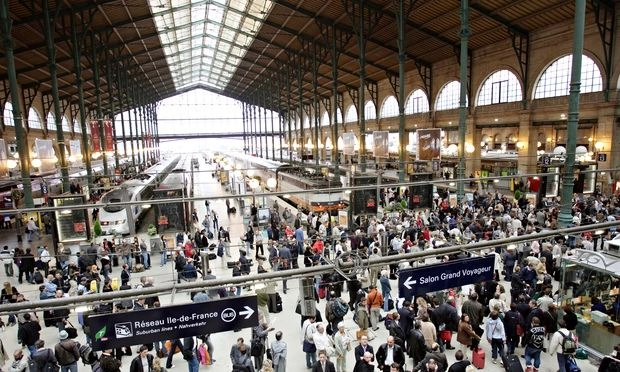 Một paris quyến rũ quanh nhà ga gare du nord