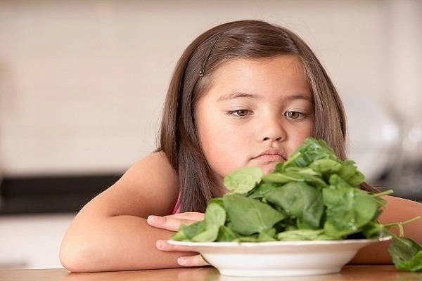 Trẻ lười ăn rau xanh và những nguy cơ có thể xảy ra