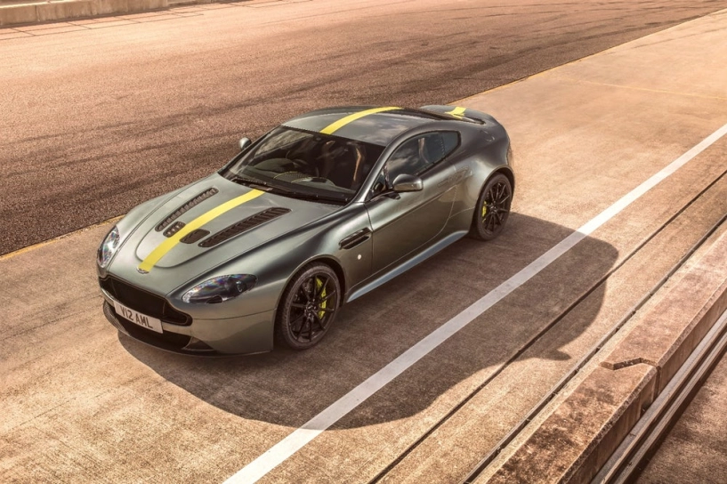 Aston martin v12 vantage - phiên bản mạnh nhất 