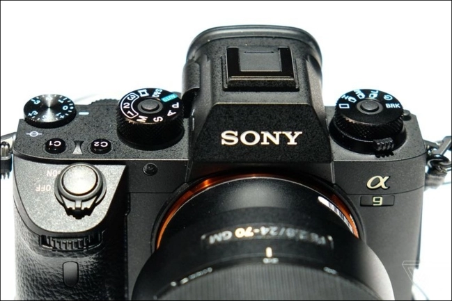 Quái vật full frame quay 4k tốc độ chụp 20fps sony a9