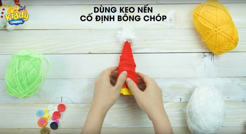 Dù không khéo tay mẹ vẫn có thể tự làm quà cho bé