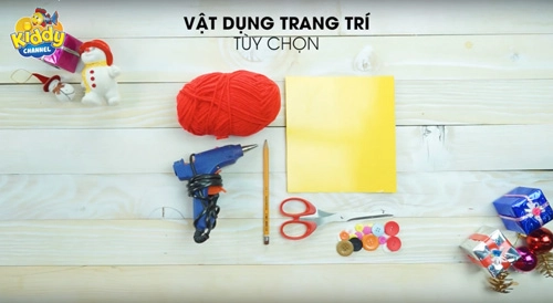 Dù không khéo tay mẹ vẫn có thể tự làm quà cho bé