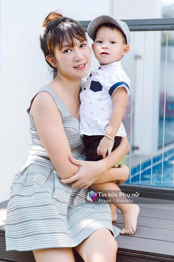 Ai cũng khen minh hà đẻ 4 con vẫn xinh như gái chưa chồng