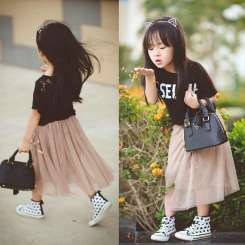 Bé gái việt lai tây siêu đáng yêu