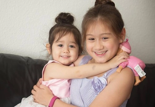 Bé gái việt lai tây siêu đáng yêu