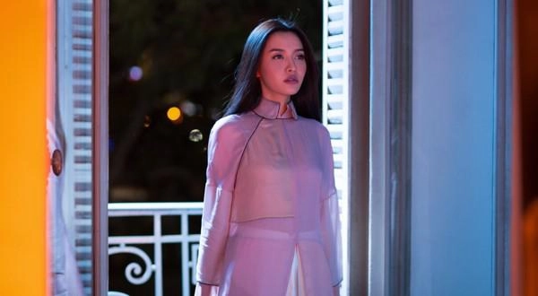Cách mặc áo dài không bị sến như nhã phương angela phương trinh