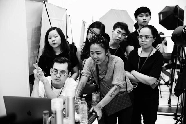 Chặng đường thời trang đầy tài năng của stylist mì gói