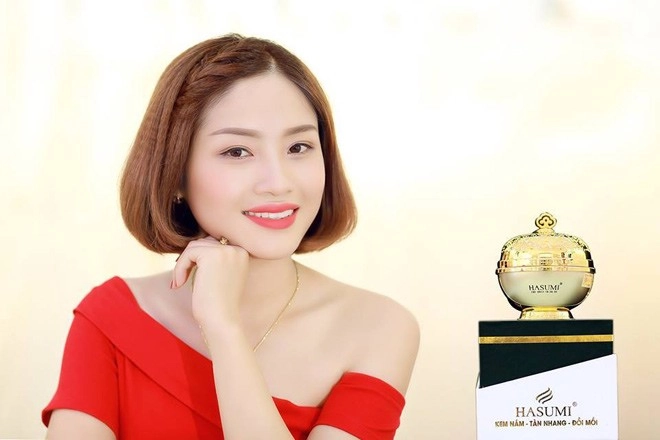 Tò mò với bộ đôi mỹ phẩm chăm sóc da hasumi - hadoza