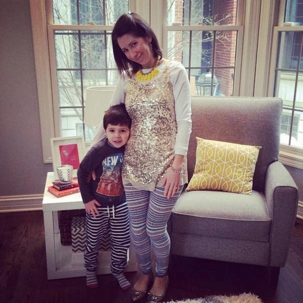 Bà mẹ liều cho con trai 3 tuổi chọn váy áo 1 tuần