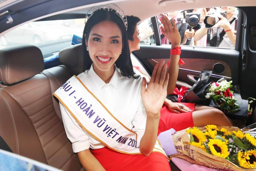 Tân hoa hậu hoàn vũ việt nam hhen niê rạng rỡ