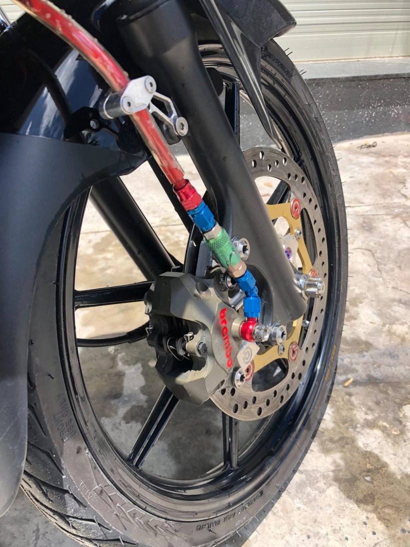 Exciter 135 độ ngất ngây gà tây với dàn đồ chơi cực chất