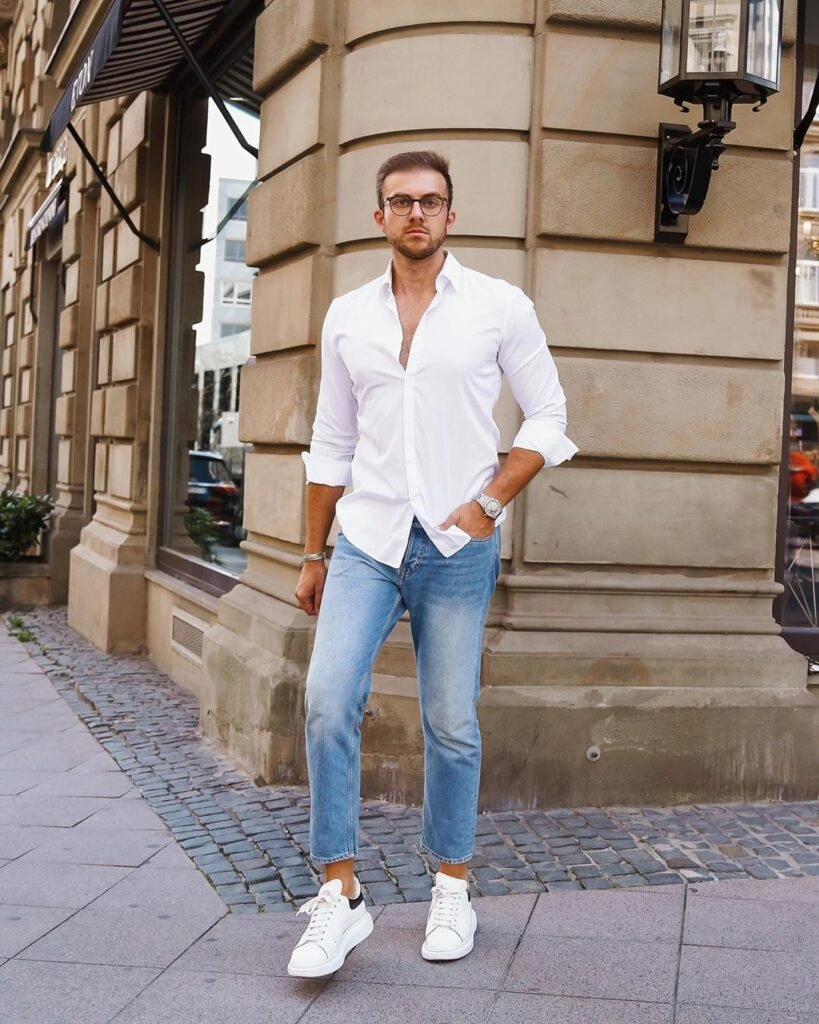 Nổi bần bật khắp phố chỉ với một item quần jeans và 6 tips phối đồ đơn giản