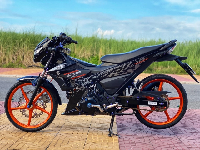Satria lột xác với dàn chân làm điểm nhấn chính