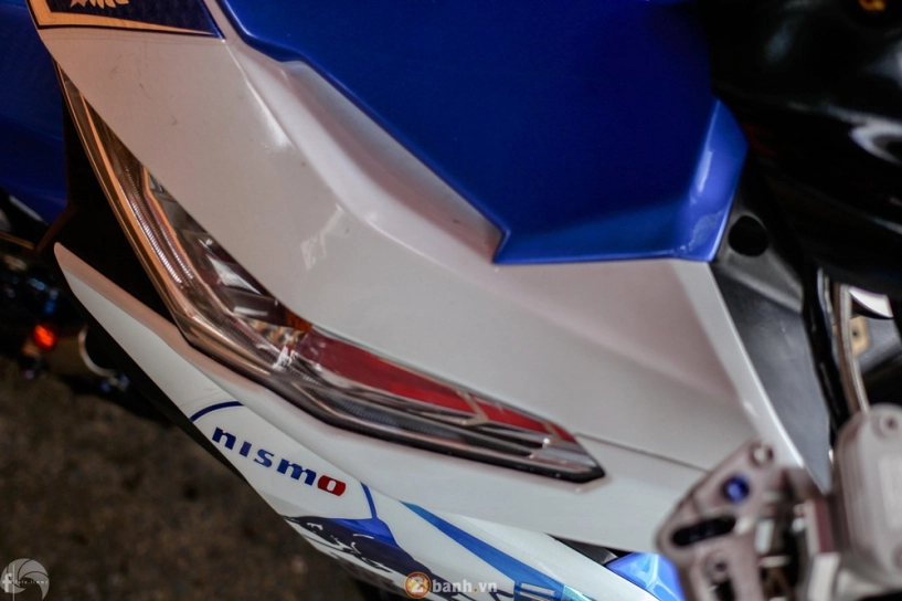 Siêu phẩm click 125i redbull blue trong bản demo
