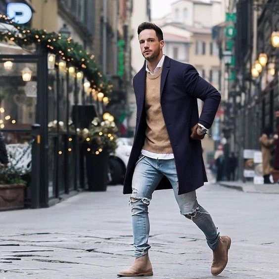 Tết nay sắm ngay giày chelsea boots da lộn vì vừa dễ phối đồ vừa tôn dáng